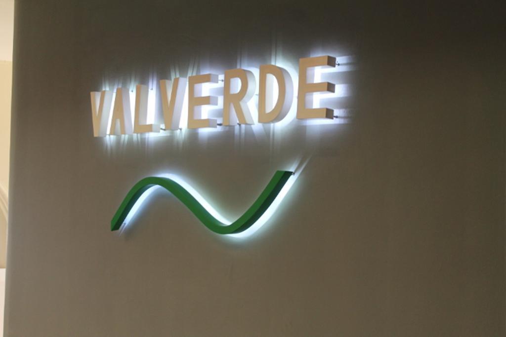 Hotel Boutique Valverde Cumbres De La Escalon Mejicanos Bagian luar foto