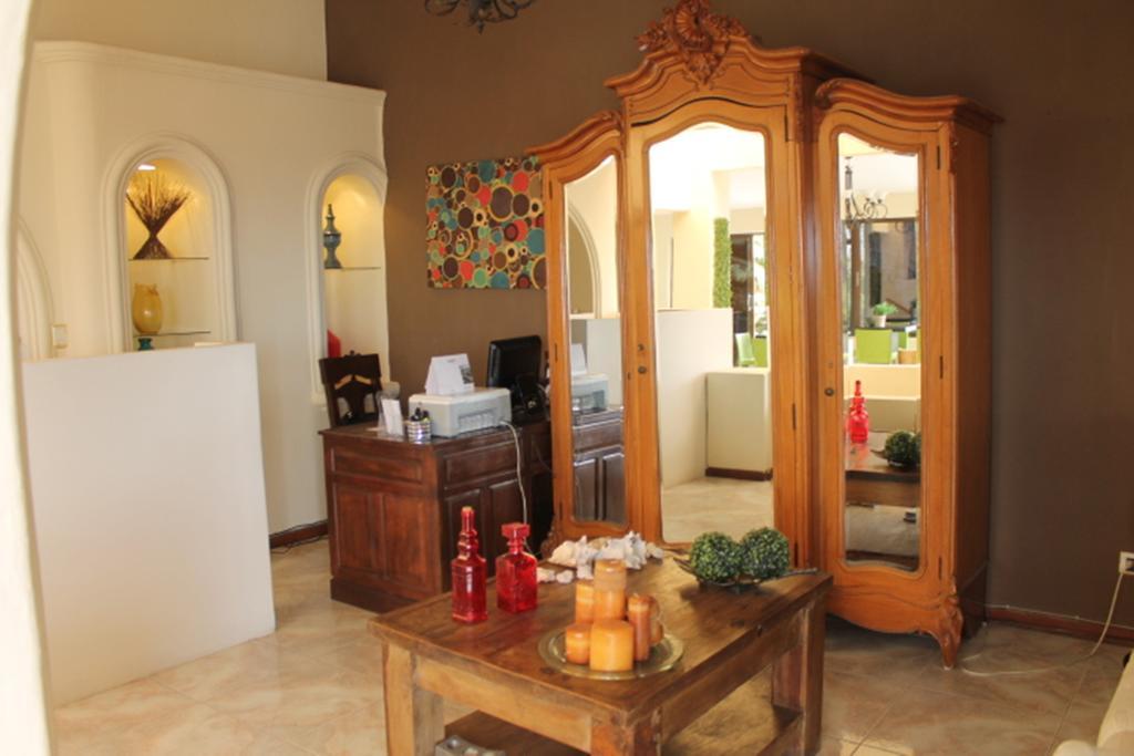 Hotel Boutique Valverde Cumbres De La Escalon Mejicanos Bagian luar foto