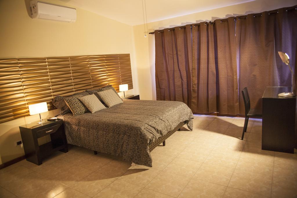 Hotel Boutique Valverde Cumbres De La Escalon Mejicanos Ruang foto