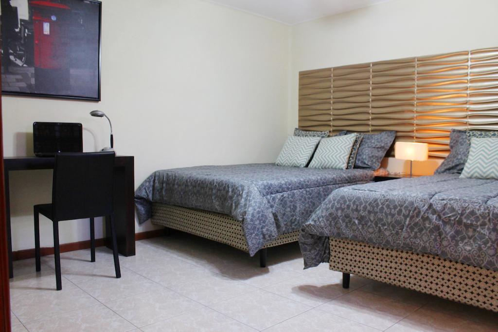 Hotel Boutique Valverde Cumbres De La Escalon Mejicanos Ruang foto