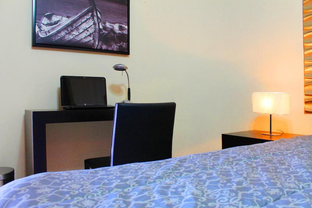 Hotel Boutique Valverde Cumbres De La Escalon Mejicanos Ruang foto