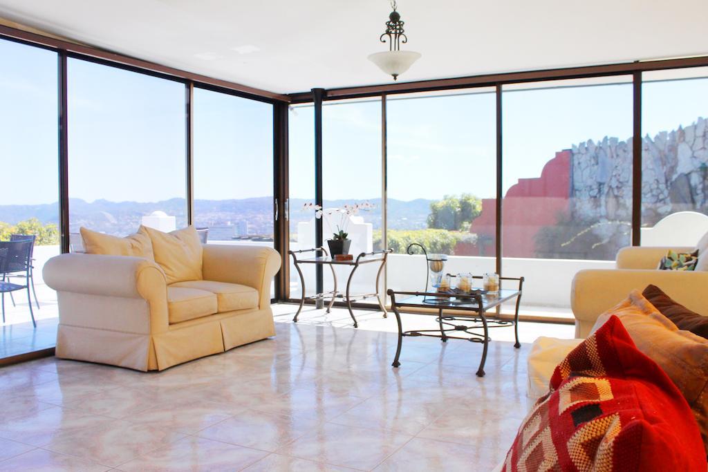 Hotel Boutique Valverde Cumbres De La Escalon Mejicanos Bagian luar foto