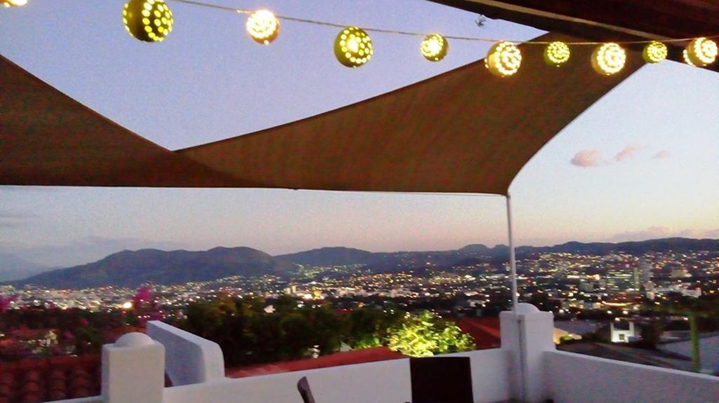 Hotel Boutique Valverde Cumbres De La Escalon Mejicanos Bagian luar foto